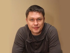 10 лет простоя, реклама средства от импотенции, разбитое Леной Поповой сердце. Денис Рожков до «Глухаря»