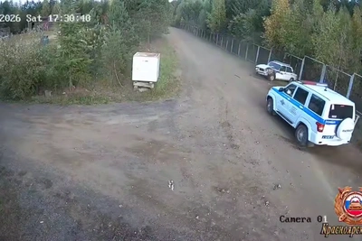 Пьяный водитель без прав разбил авто в Кодинске, скрываясь от ДПС
