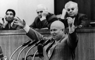 Наследники советского лидера: как сложилась судьба всех детей Никиты Хрущева