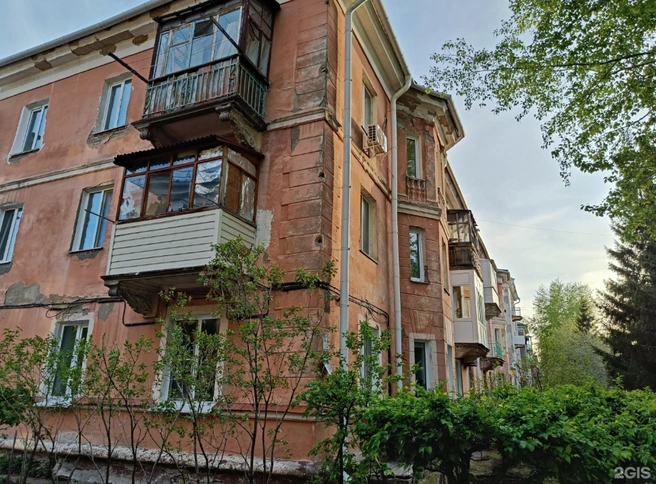 Так выглядел дом на улице Малунцева, 19 | Источник: 2gis.ru