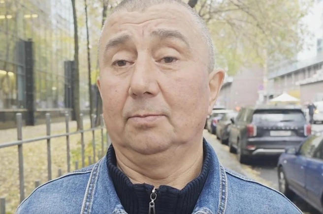 Рабочий чудом успел спастись из горящего цеха УМПО | Источник: Мазит Минниахметов