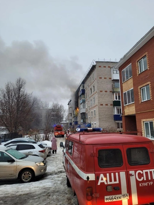 В пожаре пострадали трое детей и один взрослый | Источник: Поисково-спасательная служба Кунгурского муниципального округа