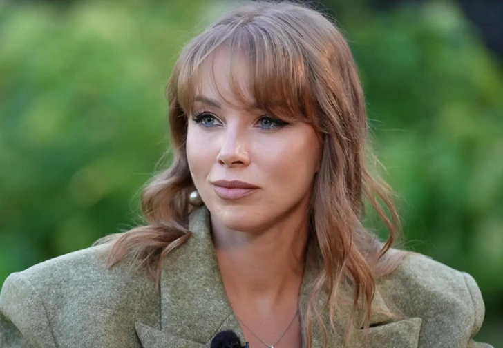 Полина Диброва | www.starhit.ru