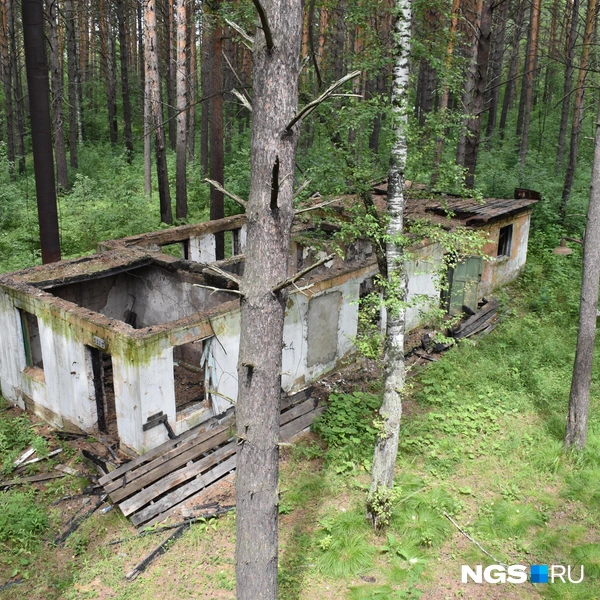 С третьего этажа открывается хороший вид на старые корпуса | Источник: Рихарда Лем / NGS.RU