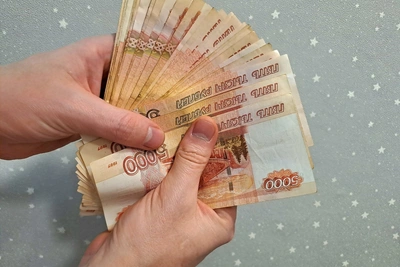 Аферистка из Комсомольска оформила на подруг семь микрозаймов
