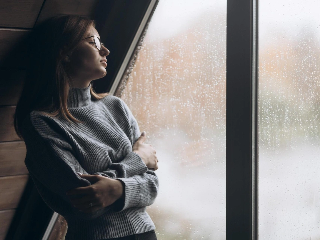 Зимняя депрессия: эффективные методы, чтобы определить сезонное расстройство и победить его | marieclaire.ru