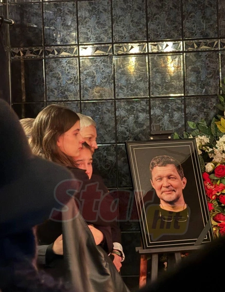 Дочь убитого режиссера Сергея Политика у гроба: «Я росла и хотела быть как папа. Очень на него похожа…» | www.starhit.ru