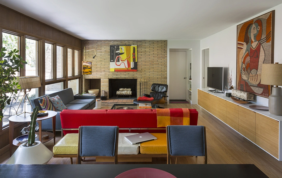 Ранчо в стиле мидсенчури в Канзасе (фото 0) | Источник: Боб Гринспэн