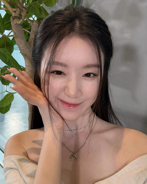 Источник: @i_dle_official