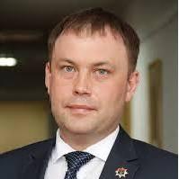 <p>Илья Середюк</p>