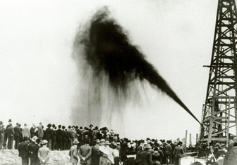 Вехи истории: нефтяной бум в Техасе и другие громкие события 1901 года