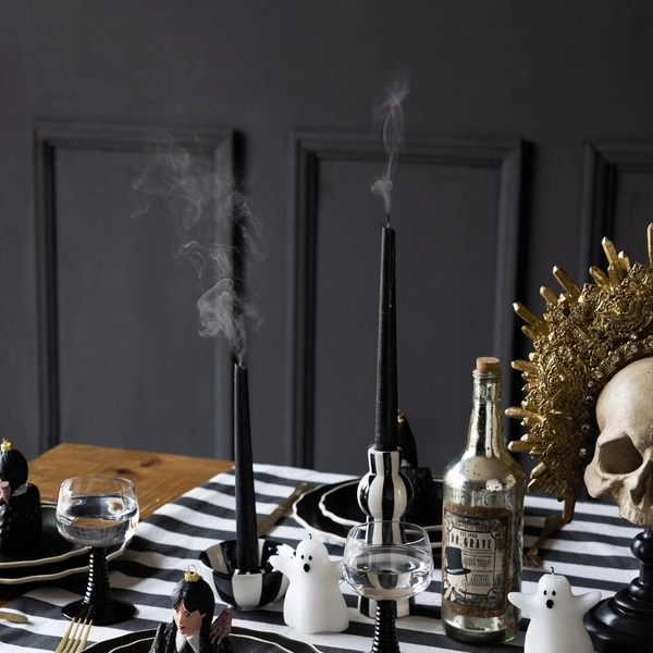 Источник: Rockett St George