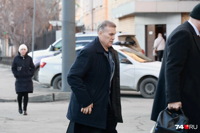 Александр Махонин присутствовал на всех заседаниях по иску Генпрокуратуры | Источник: Михаил Шилкин