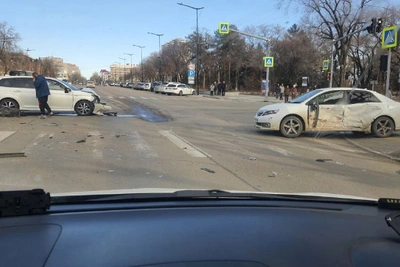 В Благовещенске у центральной площади произошло жесткое ДТП
