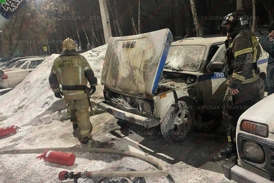 Машину полиции подожгли в Новокузнецке