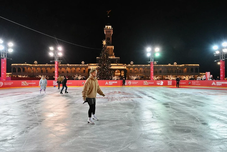 Где в Москве покататься на коньках: лучшие катки, которые обязательно стоит посетить