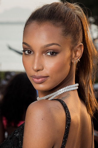 Жасмин Тукс