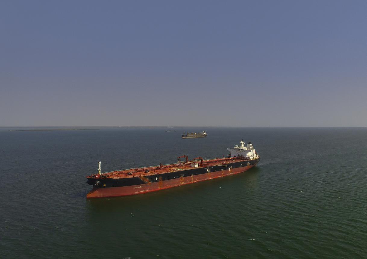 Трамп замораживает средства от продажи венесуэльской нефти