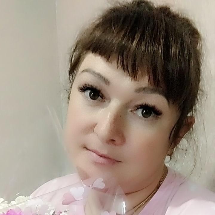 <p>Галина Зюзикова</p>