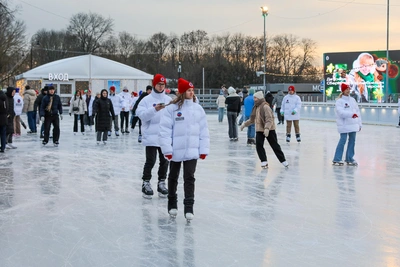 Где покататься на коньках в Кургане