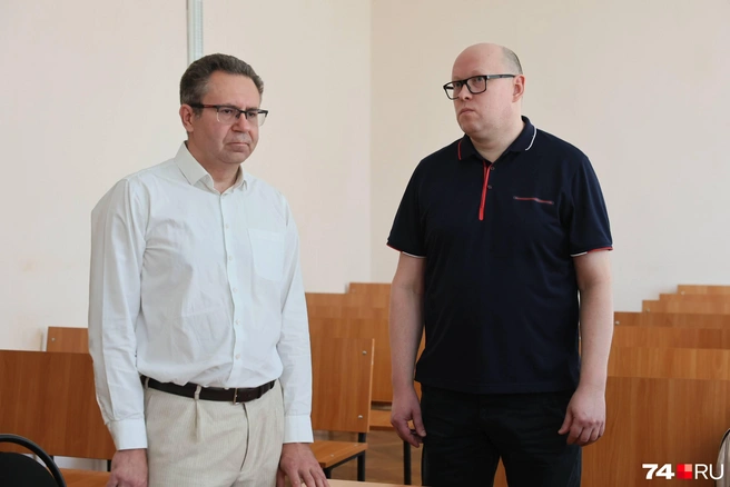 Нечаев пришел в суд с адвокатом | Источник: Михаил Шилкин 