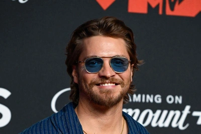 Звезда Йеллоустоуна не нашел общего языка с соседями