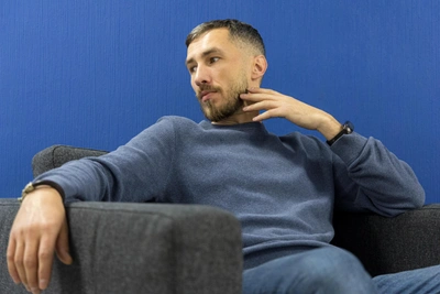 Krasnoyarsk Dog Trainer Overcomes Struggles to Raise Canine Actor