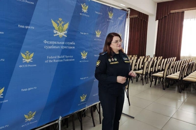 Экс-главе УФССП Курганской области продлили арест