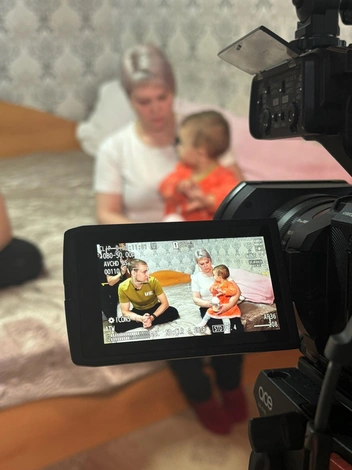 Мама Олеси кормила нуждающихся домашней едой, совсем как родных | Источник: Олеся Горкунова