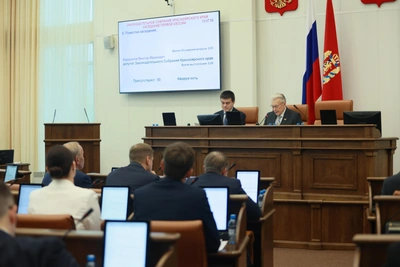 Алексей Додатко переизбран спикером красноярского парламента