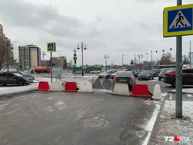 Проезд частично перекрыт | Источник: Никита Кифорук / 72.RU