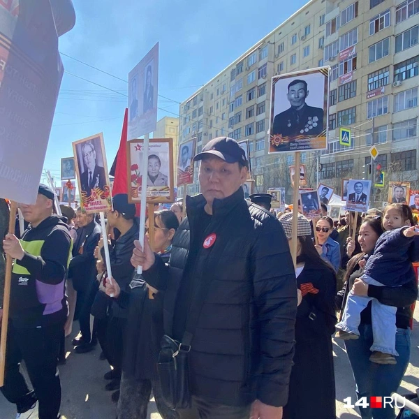 «Бессмертный полк» собрал тысячи людей | Источник: Надежда Ефимова / 14.RU