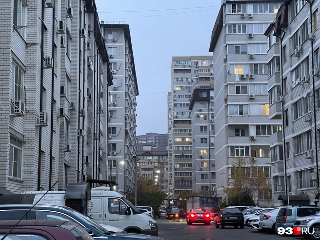 Отличительная черта района — плотная застройка | Источник: Екатерина Подымова / 93.RU