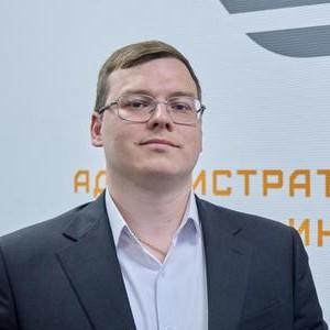 <p>Владислав Кононов</p>