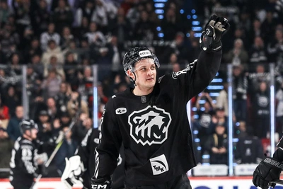 Светлаков — об атмосфере в «Тракторе» и перспективах в НХЛ