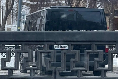 Traffic police did not fine microbus with 'VOR' plate