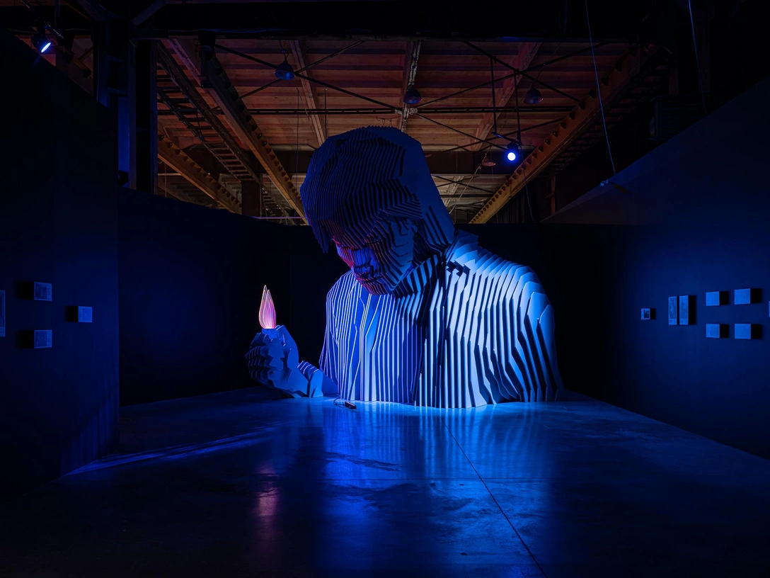 Первый зал выставки — «Ленинградская легенда». | Источник: Planet9