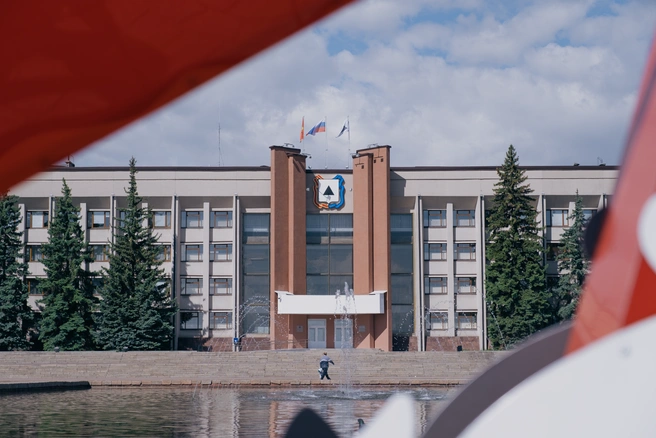 С одним из операторов кикшеринга в городе власти заключили соглашение, второй на подходе. Но обеспечит ли это полный порядок с самокатчиками? | Источник: Даниил Пономаркенко / MGORSK.RU