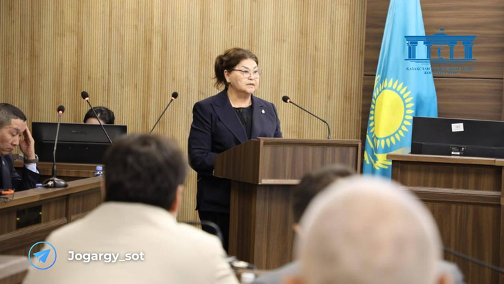 «Салтанат умерла, и это утрата для Куандыка»: мать Бишимбаева разыграла драму в суде, но ей не поверили
