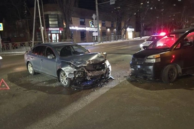Авария в Ставрополе: четыре пострадавших после столкновения Volkswagen и Toyota