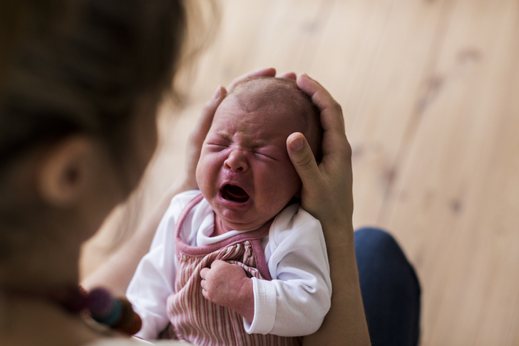 Боль, голод, страх: как понять, почему младенец кричит и плачет