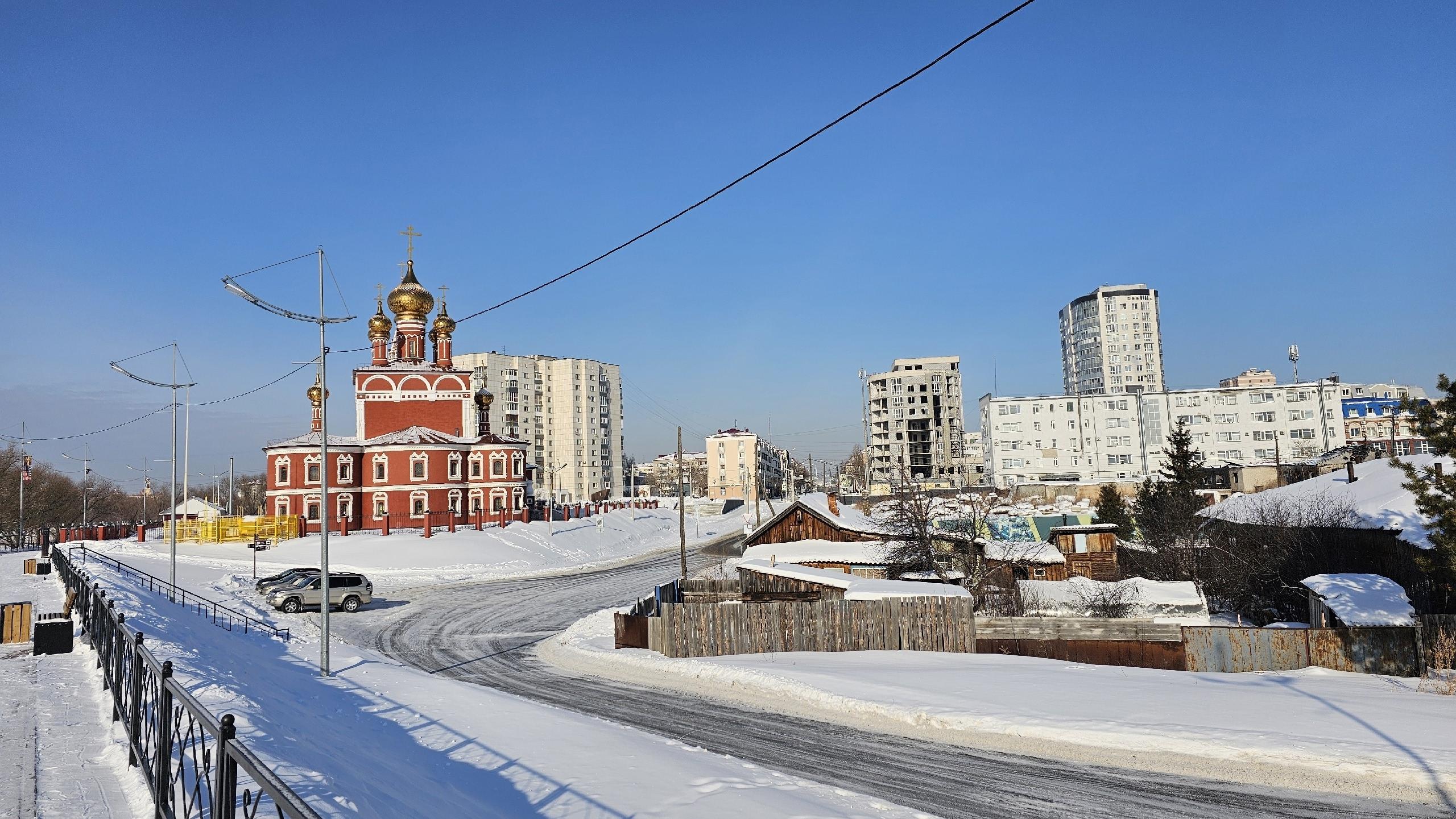 В Кургане в горсаду построят дорогу и парковку, а бюджетники станут получать меньше денег 