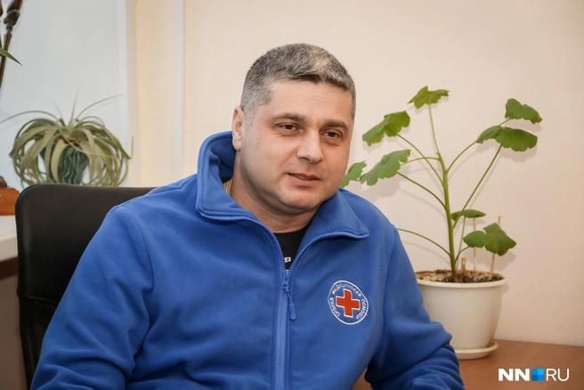 После работы Руслан с коллегами любит поиграть в волейбол | Источник: Наталья Бурухина / NN.RU