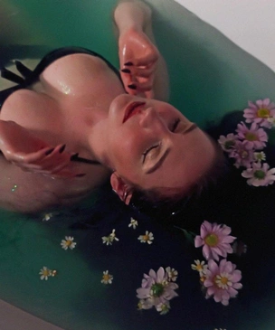 #Нюдсочетверг: откровенные фотографии самых красивых девушек из «Твиттера» (X). Выпуск 114