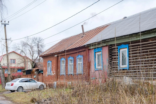 Машина припаркована хорошая | Источник: Булат Салихов / UFA1.RU