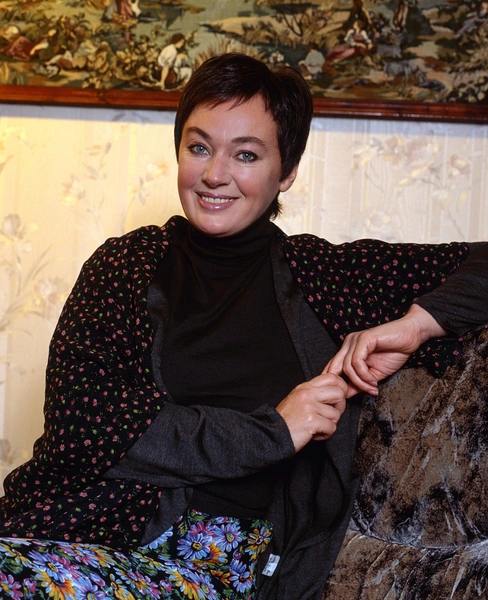 Лариса Гузеева