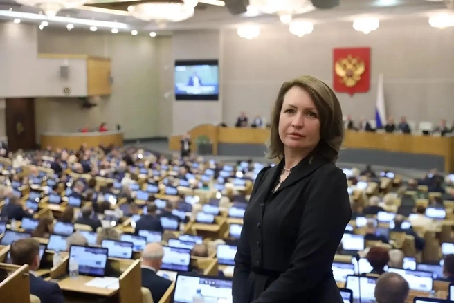 Сейчас Фадина депутат Госдумы РФ  | Источник: «Оксана Фадина» / Vk.com