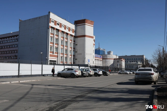 А с апреля проехать нельзя будет вот по этому участку улицы Коммуны  | Источник: Наталья Лапцевич