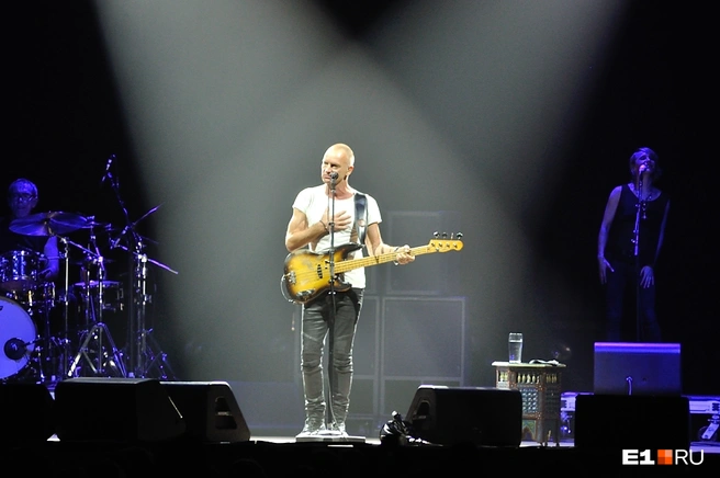 Герои этой истории хотели лететь на Кадышеву, но выбрали Стинга и потратили в несколько раз больше | Источник: Артем Устюжанин / E1.RU