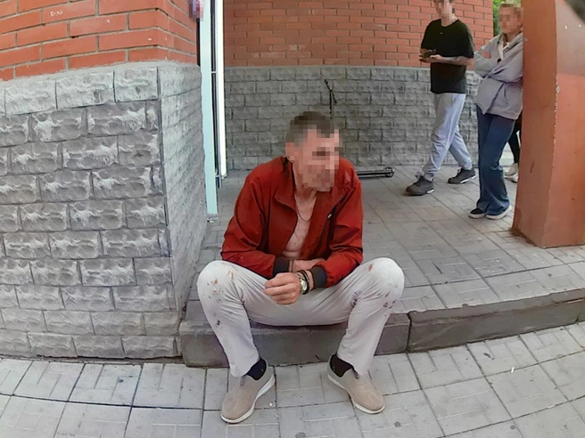 Мужчину передали полицейским | Источник: АБ «Гвардия»